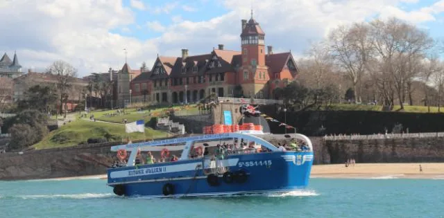 Donostia desde el MAR. Pasa un día como un pirata en las Motoras a la Isla y después, busca a Nemo en el Aquarium